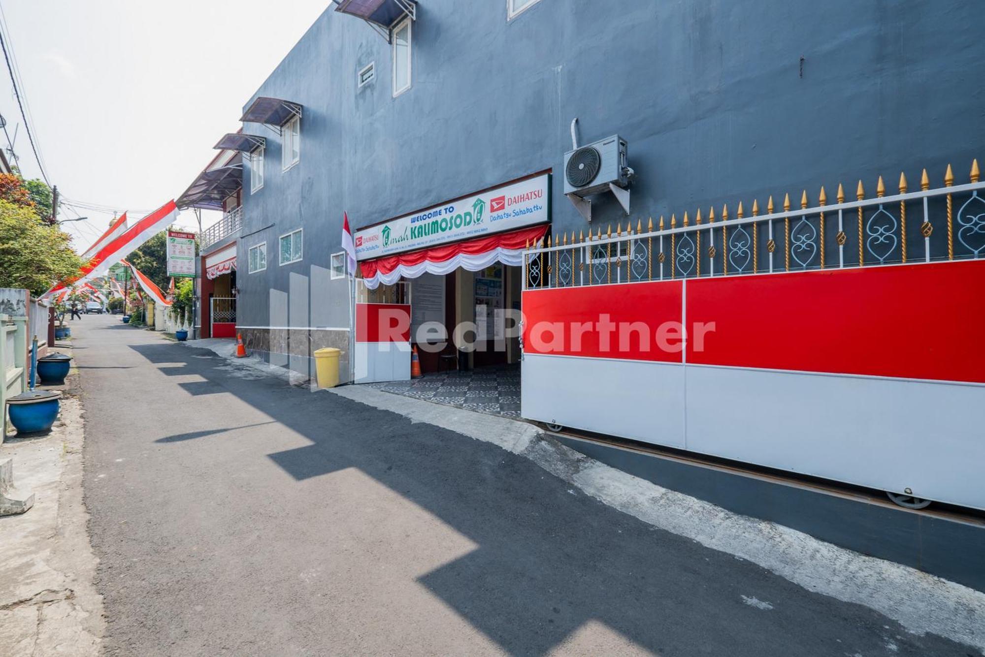 Omah Kalimosodo Mitra Reddoorz Near Stasiun Malang Kota Baru Exterior foto