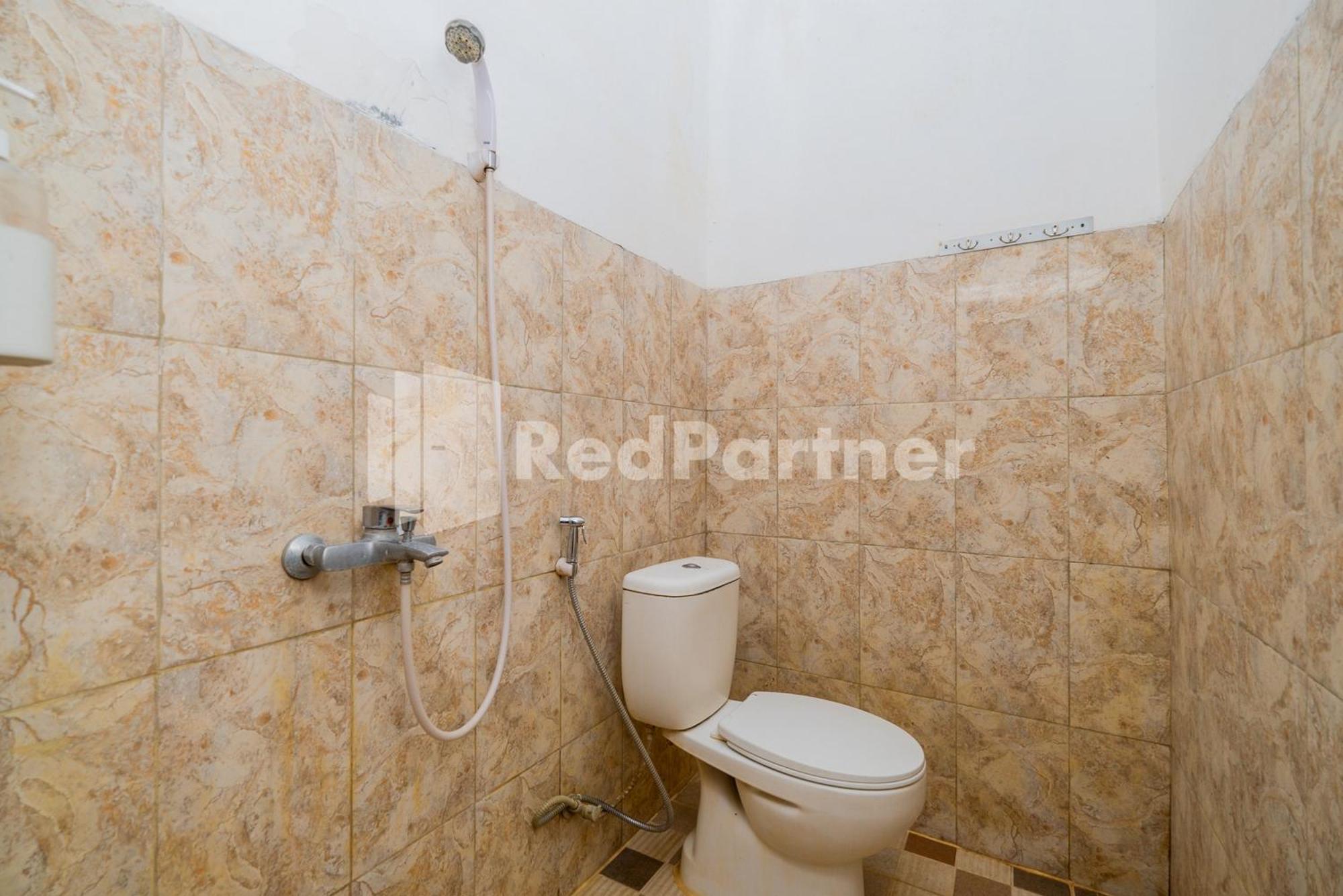 Omah Kalimosodo Mitra Reddoorz Near Stasiun Malang Kota Baru Exterior foto