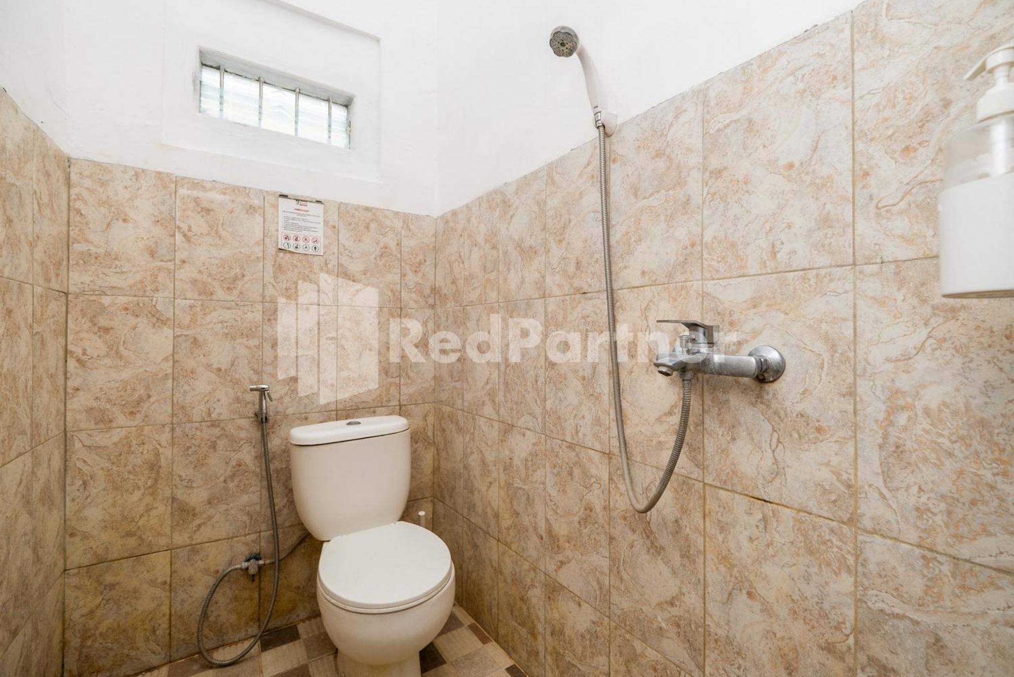 Omah Kalimosodo Mitra Reddoorz Near Stasiun Malang Kota Baru Exterior foto