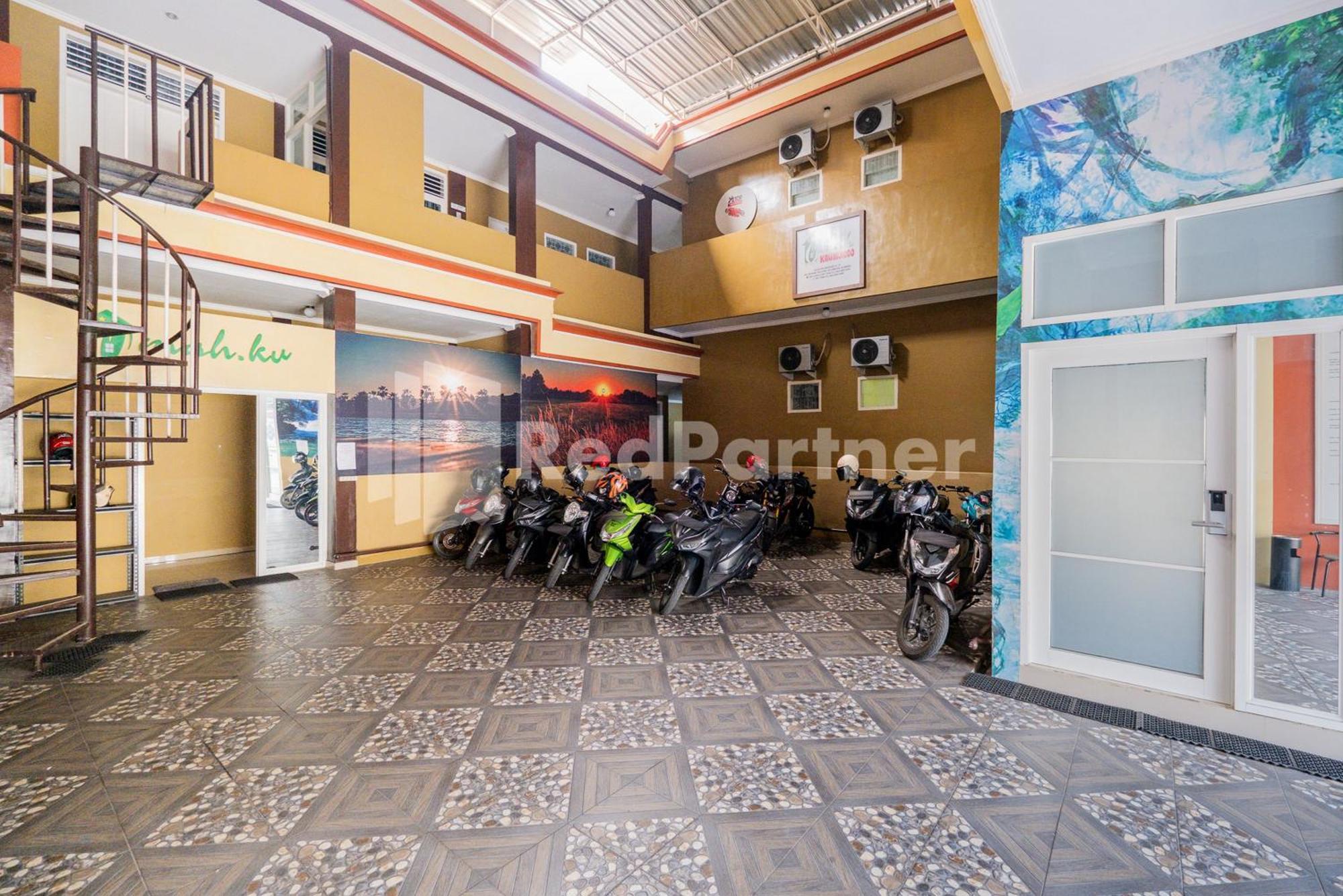 Omah Kalimosodo Mitra Reddoorz Near Stasiun Malang Kota Baru Exterior foto